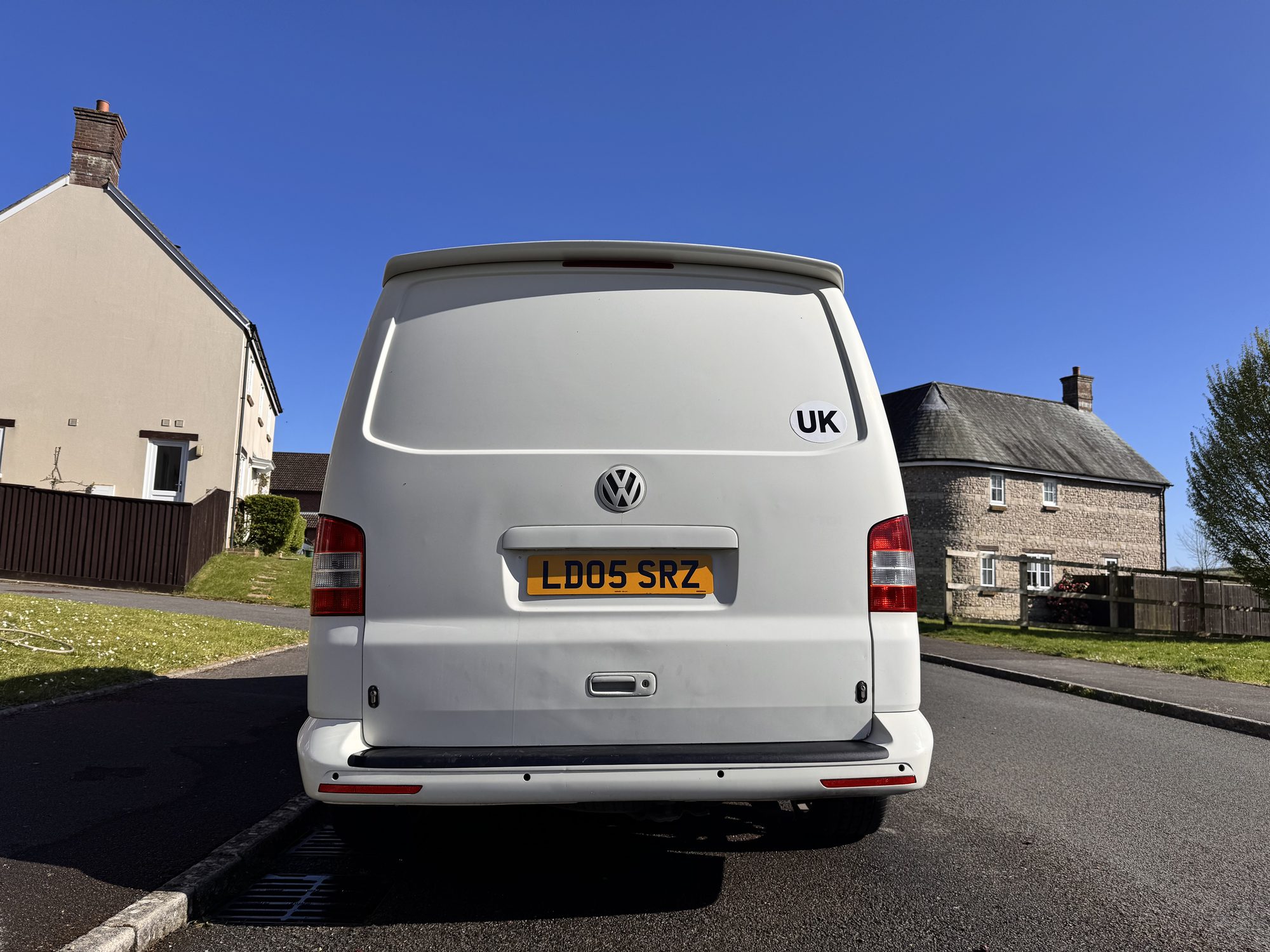 VW Transporter T5 — photo 1