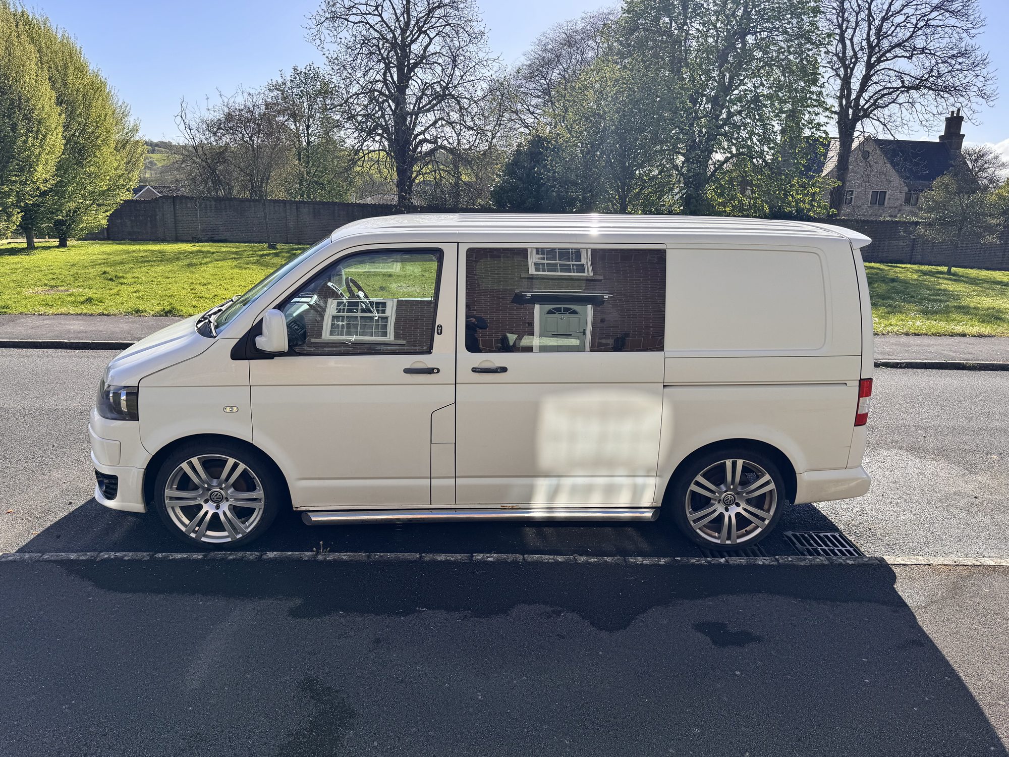 VW Transporter T5 — photo 9